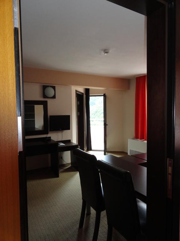 Hotel Byalo More Banite Phòng bức ảnh