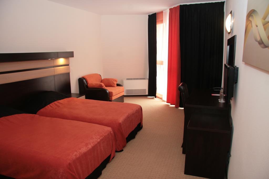 Hotel Byalo More Banite Phòng bức ảnh
